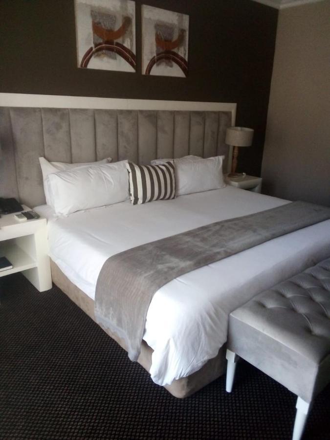 Ruby Stone Boutique Hotel 폴로콰네 외부 사진