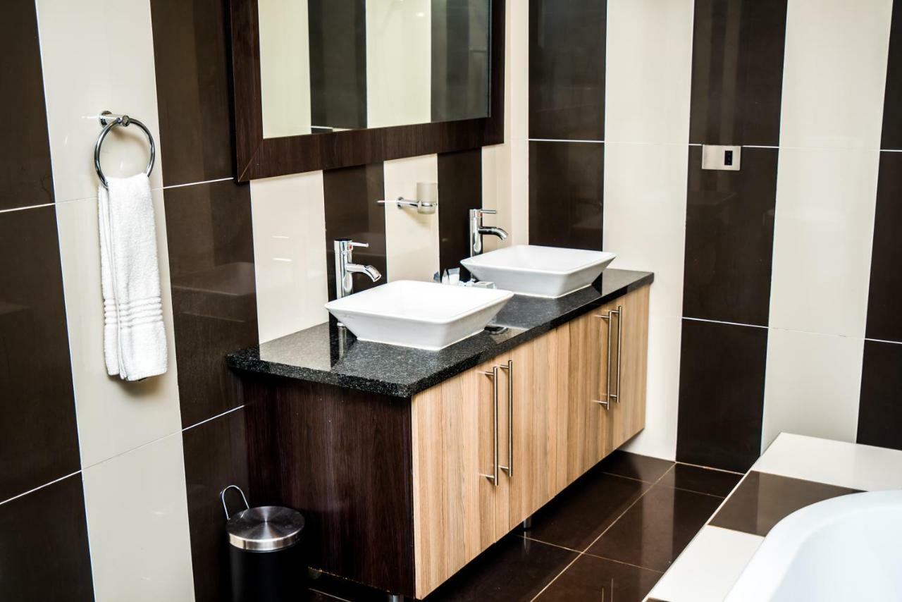 Ruby Stone Boutique Hotel 폴로콰네 외부 사진